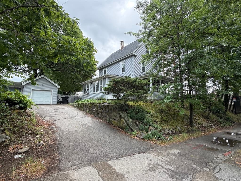 1240 Vfw Parkway, Boston MA 02132 photo 5