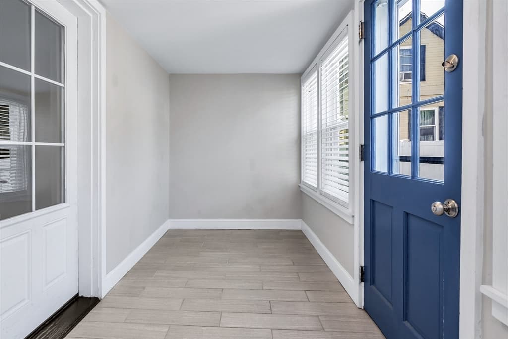 90 Gilbert St, Lawrence MA 01843 photo 7