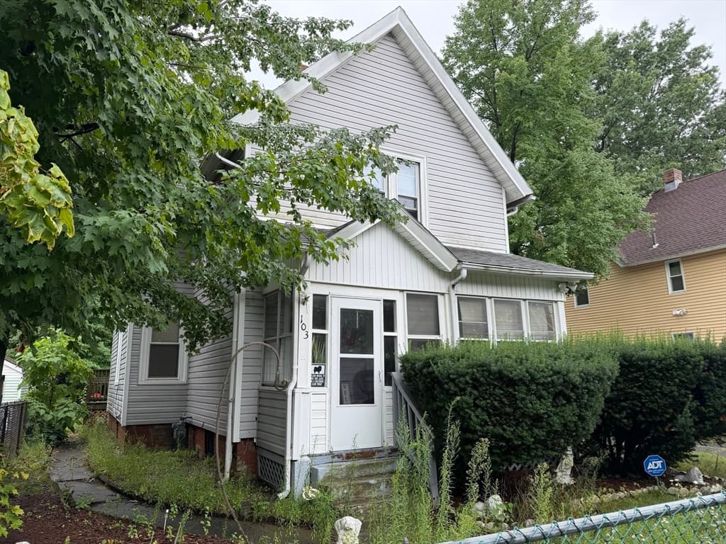 103 Greene, Springfield MA 01109 photo 4