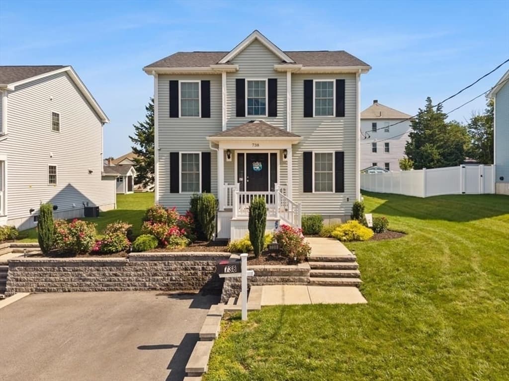 Single Family Residence at 738 Hicks St, Fall River MA 02724, Fall River, photo 2 of 37