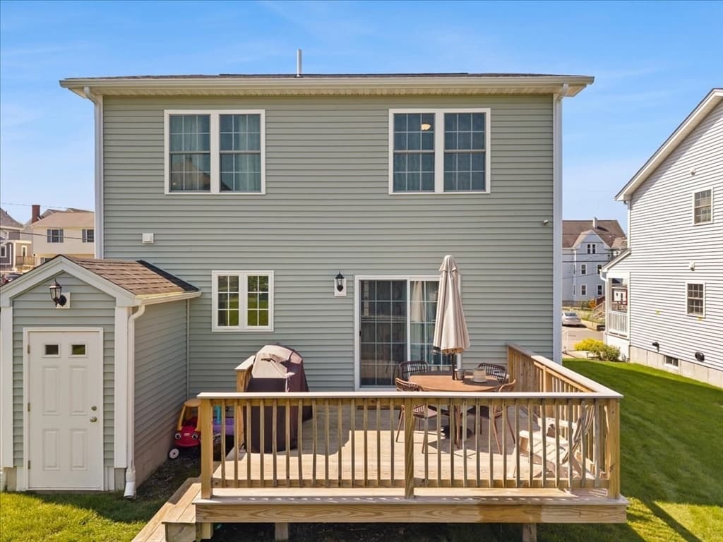 Single Family Residence at 738 Hicks St, Fall River MA 02724, Fall River, photo 8 of 37