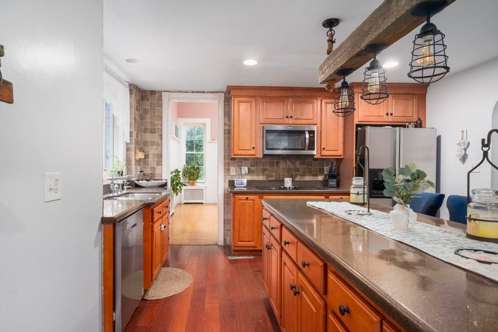 19 Elm, Taunton MA 02780 photo 6