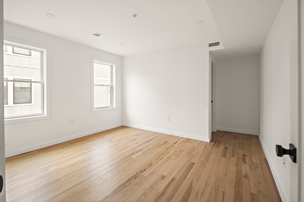 25 Hillsboro St. # 1, Boston MA 02125 photo 6