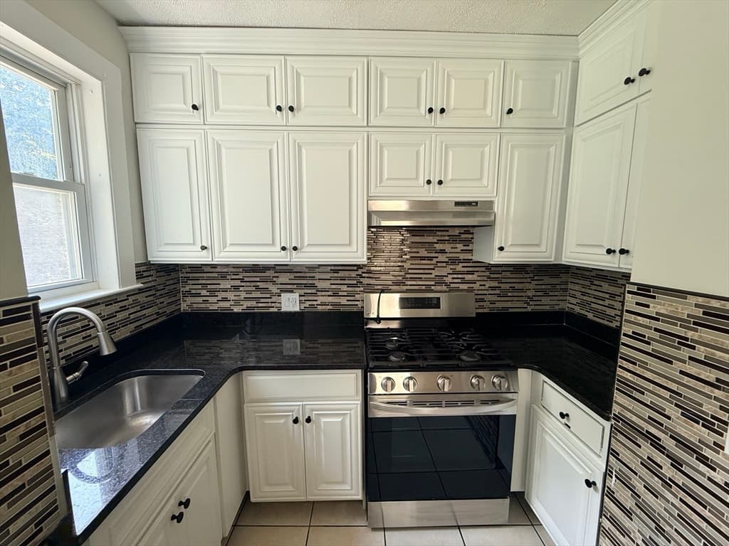 16 Mount Hood Ter # 6, Lynn MA 01901