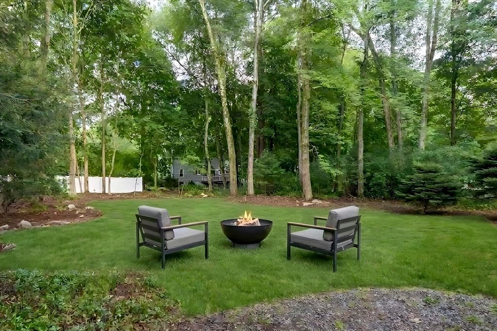 14 Travis Dr, Framingham MA 01702 photo 33