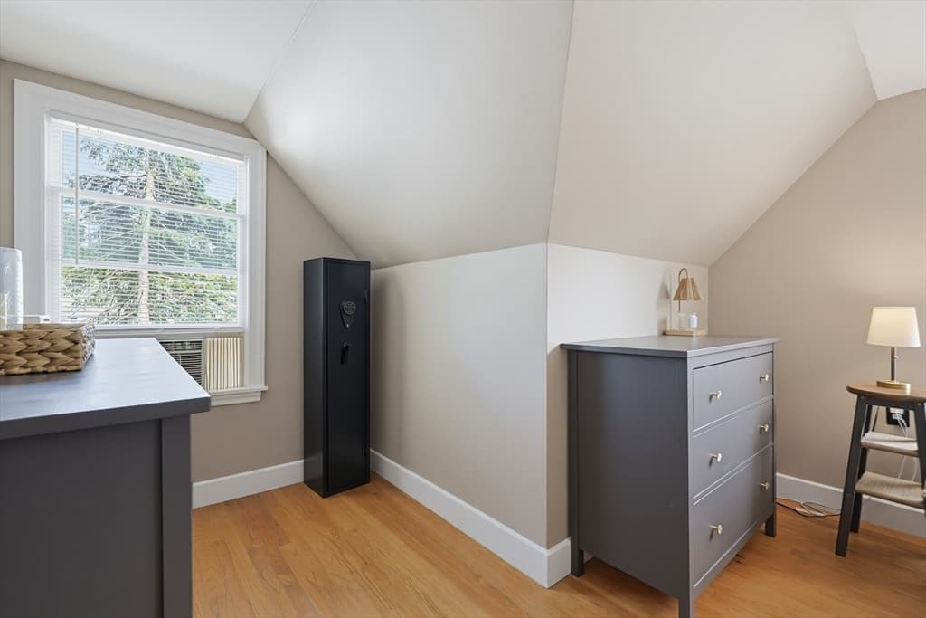 Single Family Residence at 4 Loring St, Auburn MA 01501, Auburn, photo 34 of 42