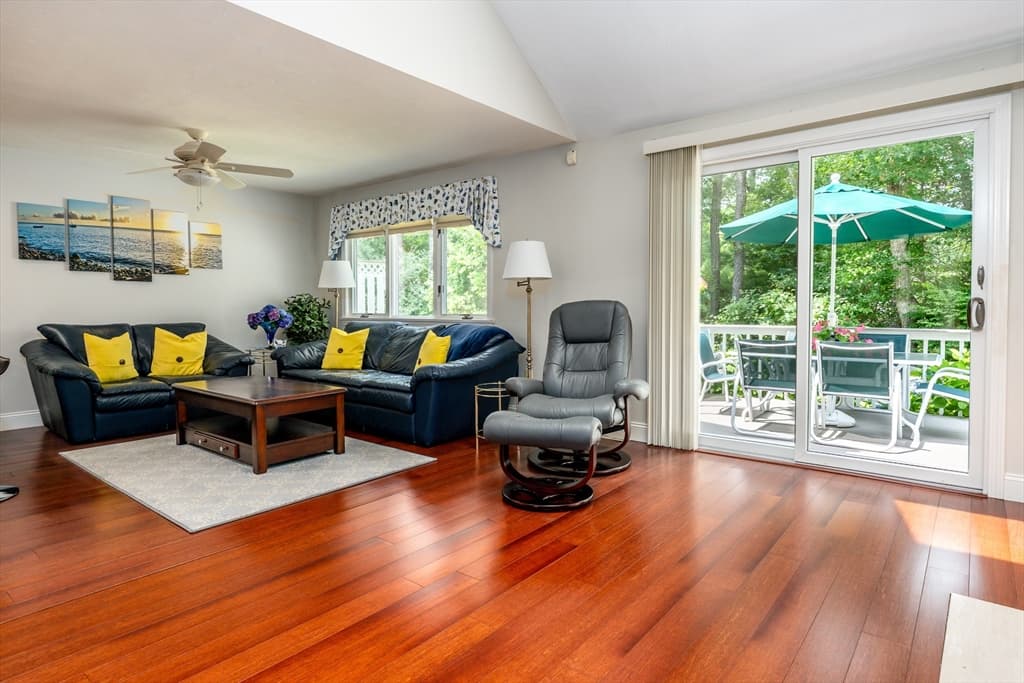 2 Mainsail Cir # 70, Mashpee MA 02649 photo 4