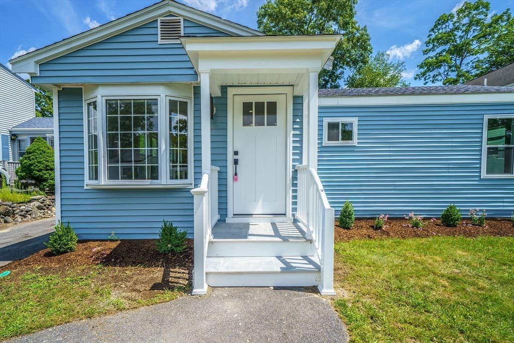 124 Magoun Ave, Brockton MA 02301 photo 24