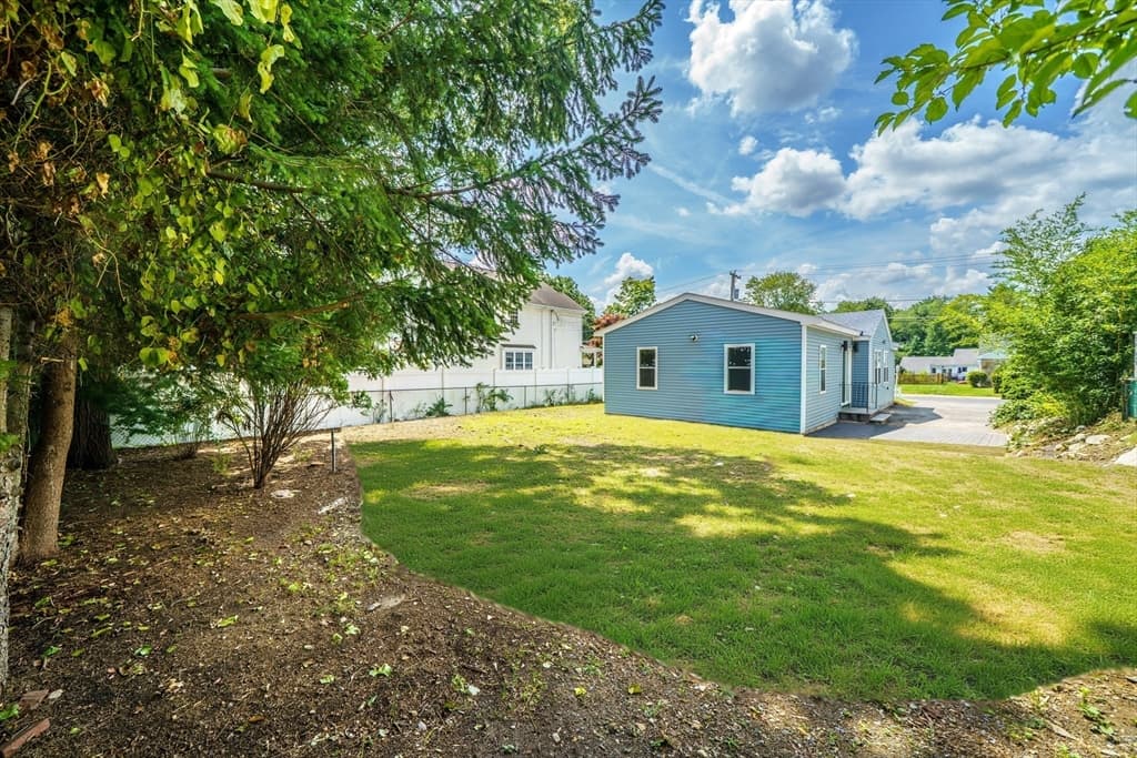 124 Magoun Ave, Brockton MA 02301 photo 30