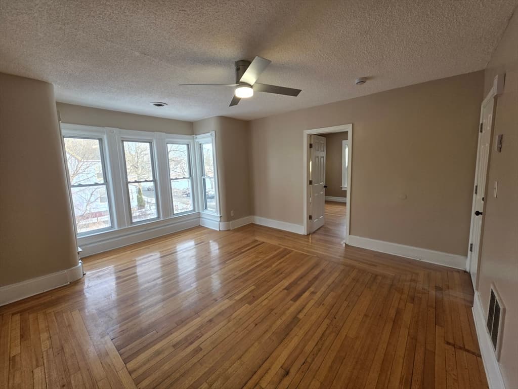 184 King St, Springfield MA 01109 photo 23