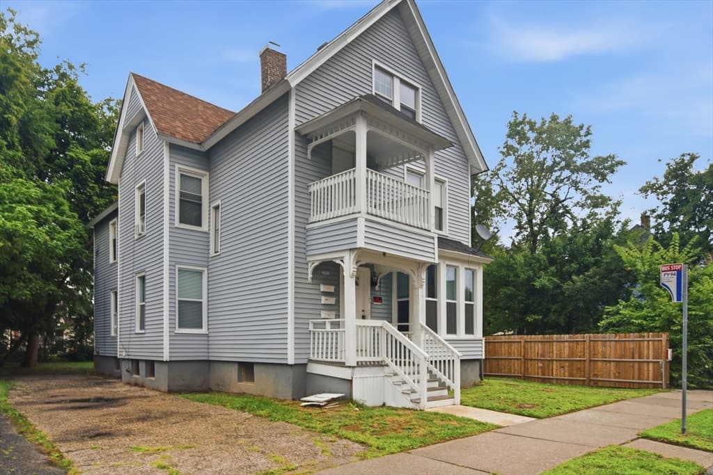 184 King St, Springfield MA 01109 photo 2
