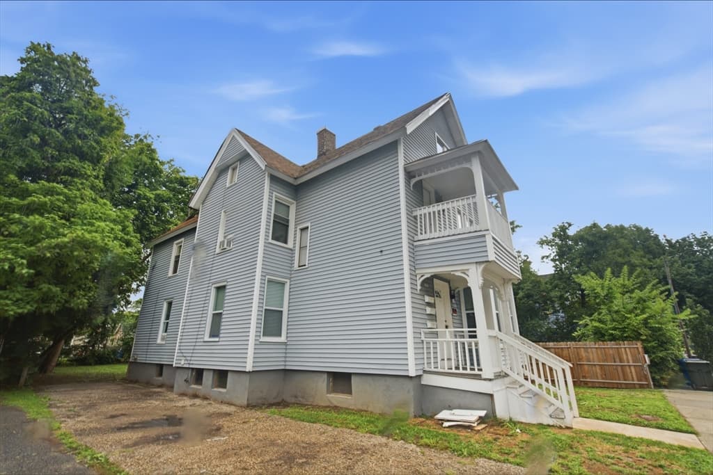 184 King St, Springfield MA 01109 photo 3
