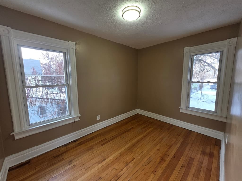 184 King St, Springfield MA 01109 photo 32