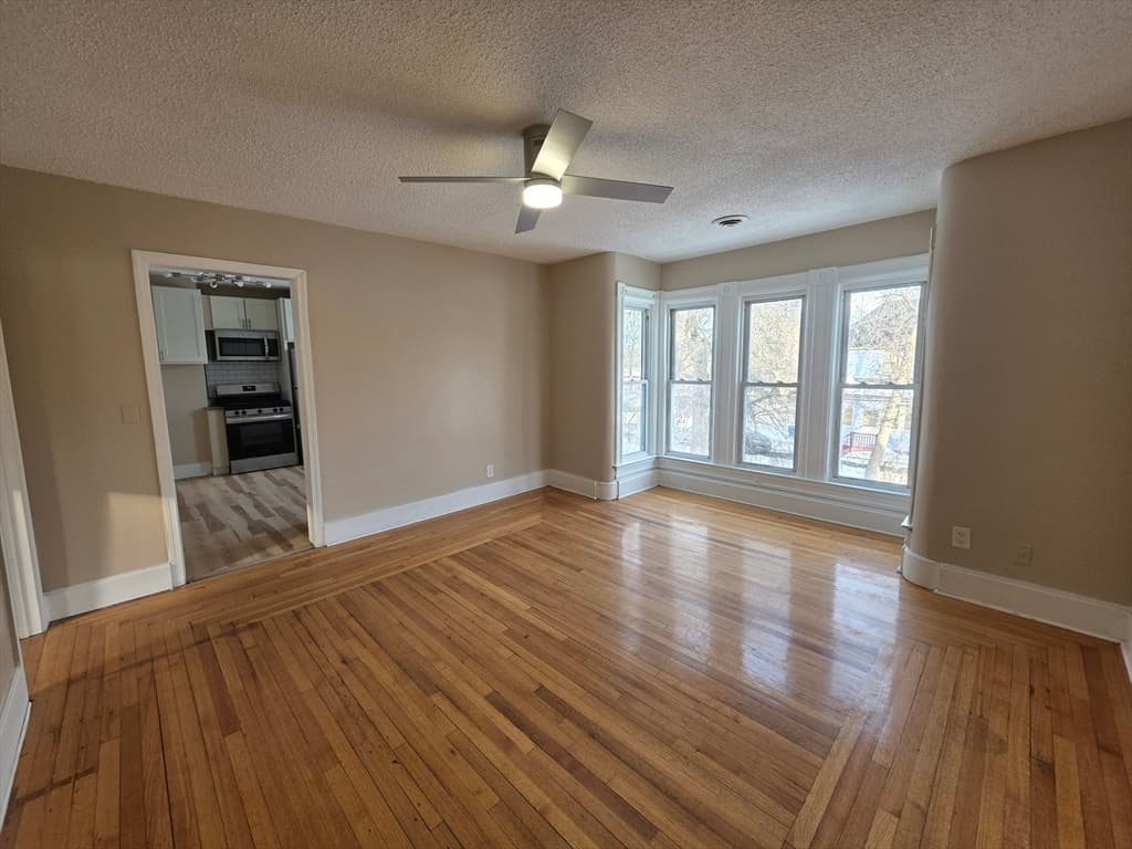 184 King St, Springfield MA 01109 photo 24