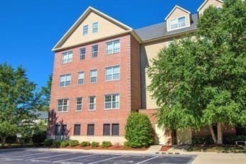 1 Powder Mill Square # 107, Andover MA 01810