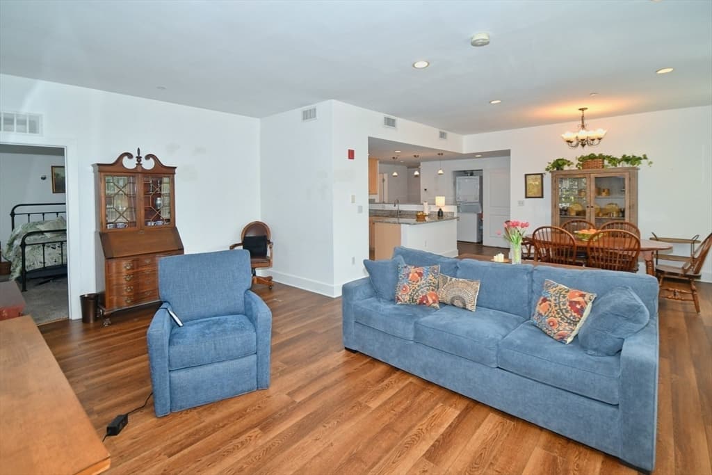 1 Powder Mill Square # 107, Andover MA 01810 photo 9
