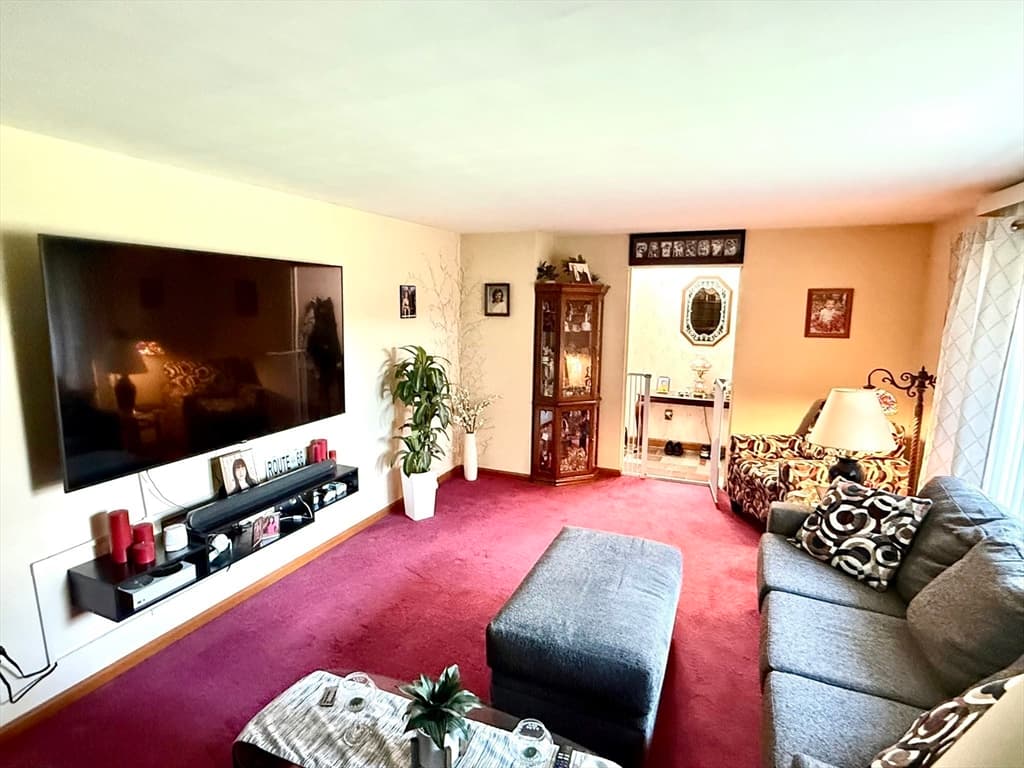 1117 Overlook Dr, Palmer MA 01069 photo 8