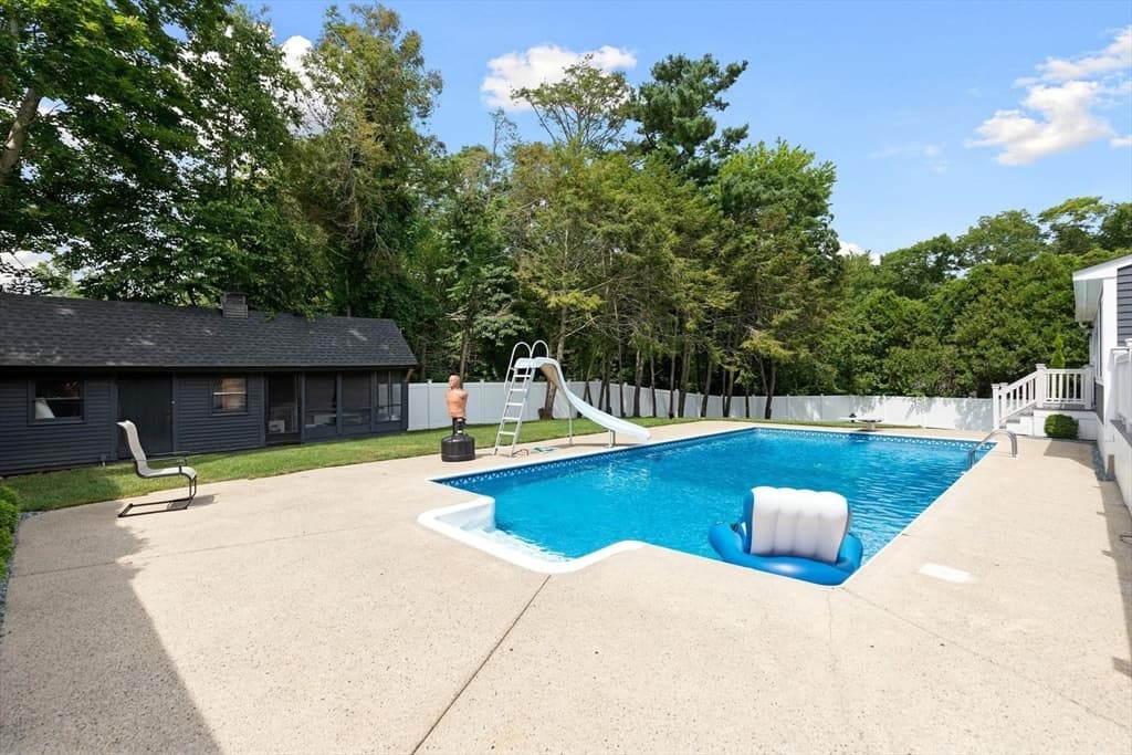 90 Strawberry Lane, Abington MA 02351 photo 29