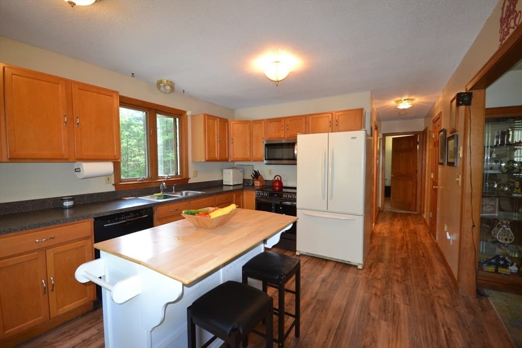 Single Family Residence at 334 Stafford Rd, Monson MA 01057, Monson, photo 10 of 33