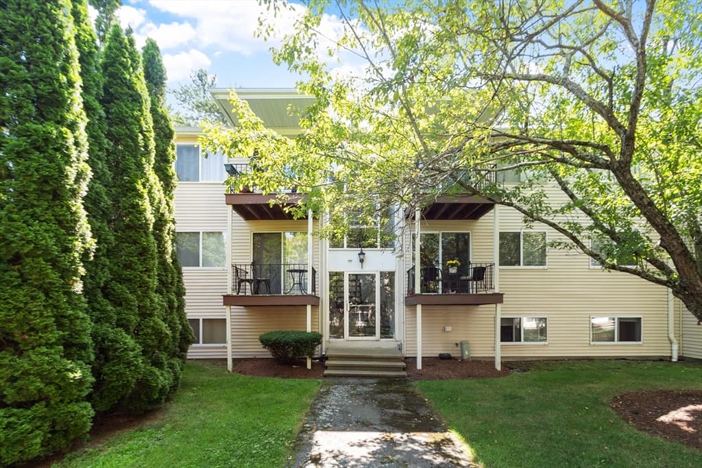 16 Appleton Park # E4, Ipswich MA 01938 photo 8
