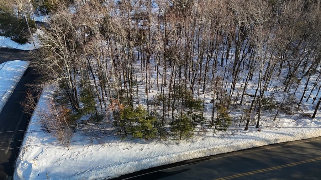 319 West St, Uxbridge MA 01569 photo 2