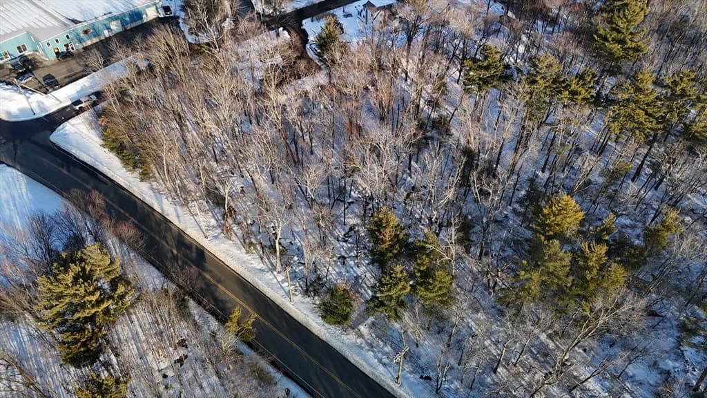 319 West St, Uxbridge MA 01569 photo 5