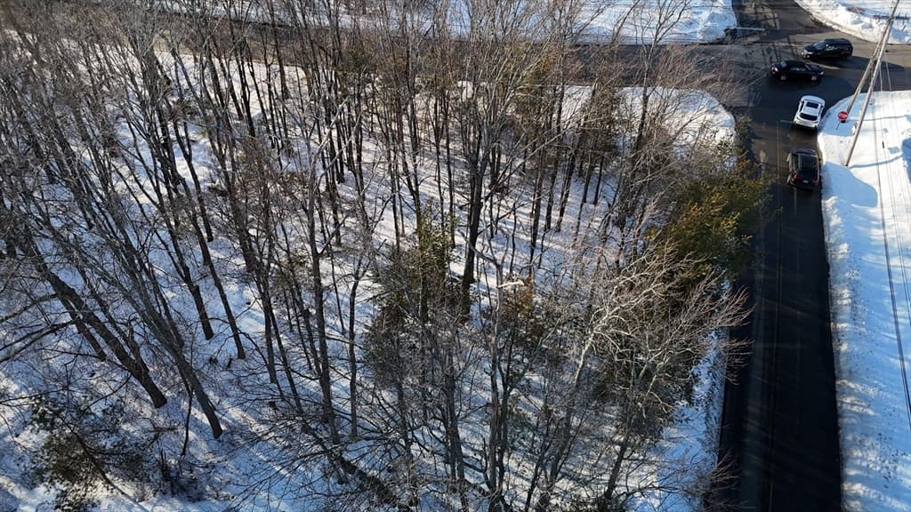 319 West St, Uxbridge MA 01569 photo 9