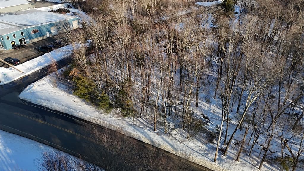 319 West St, Uxbridge MA 01569 photo 11
