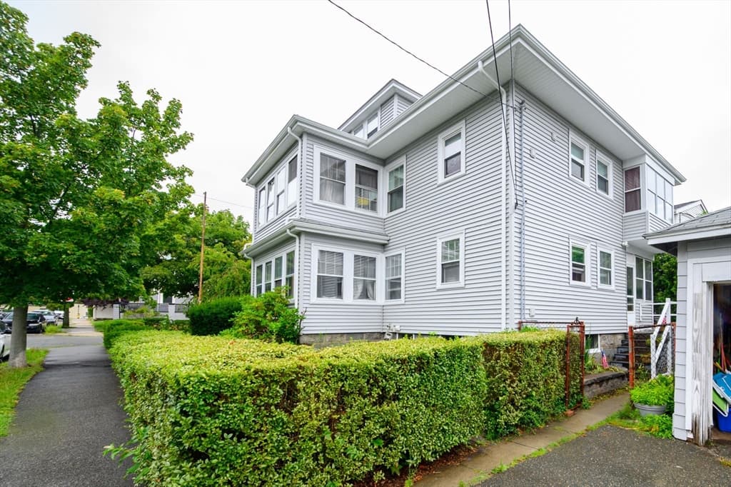 37 Davis St # 37, Quincy MA 02170 photo 2