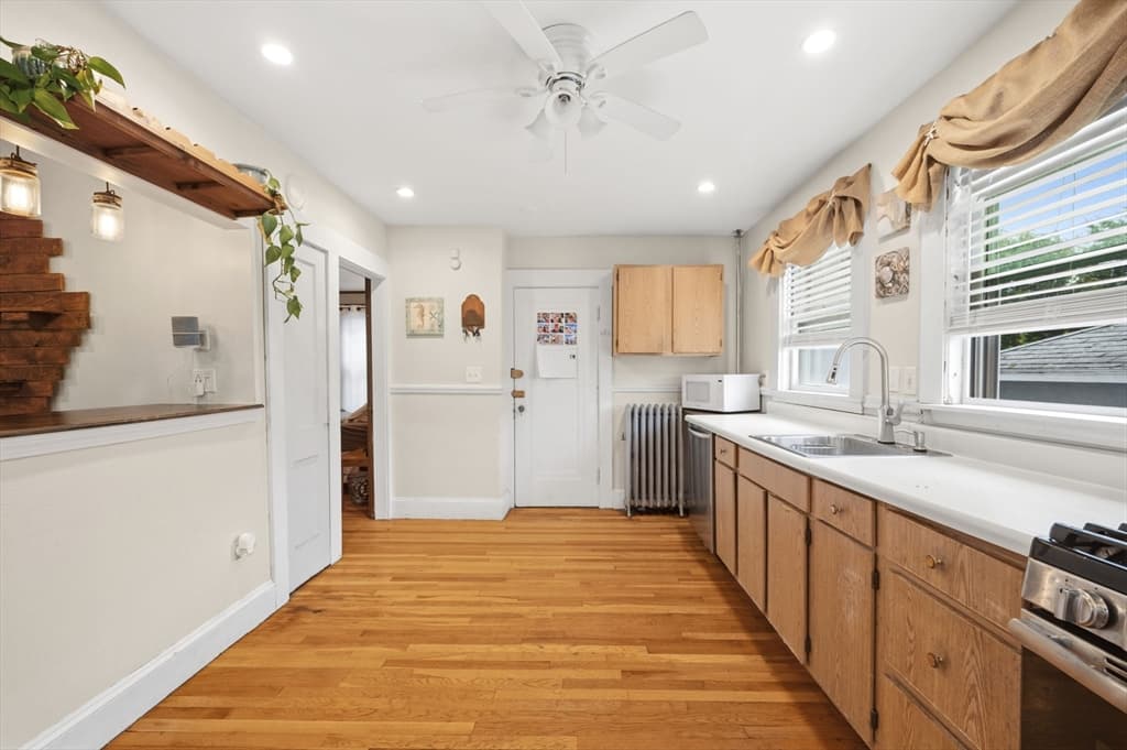 37 Davis St # 37, Quincy MA 02170 photo 13