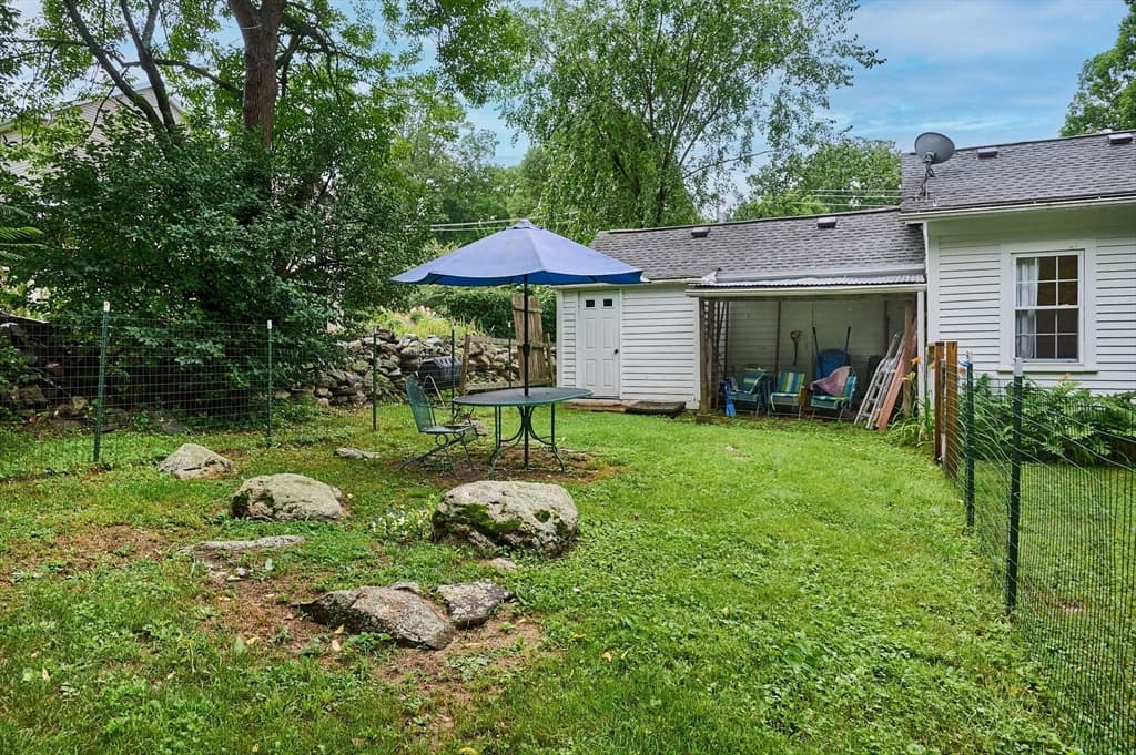 80 Jackson St, Belchertown MA 01007 photo 23