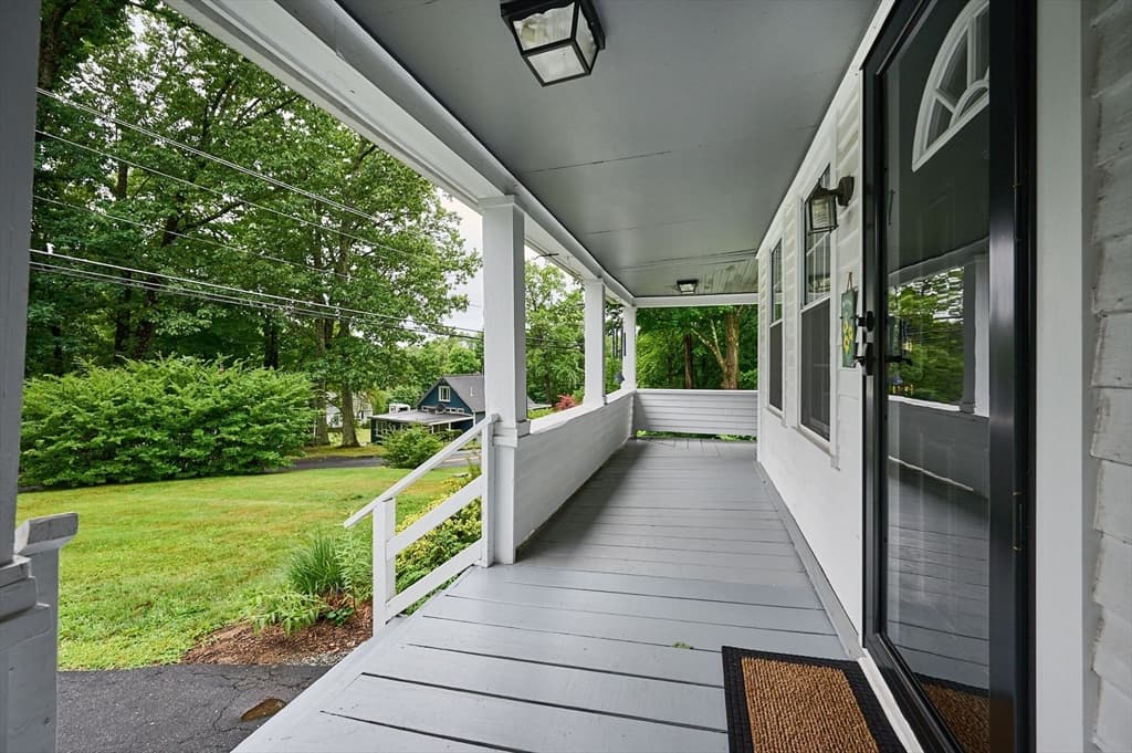 80 Jackson St, Belchertown MA 01007 photo 2