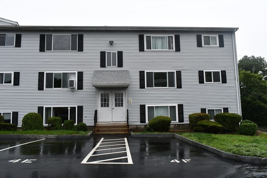 5455 N Main St # 4A, Fall River MA 02720 photo 2