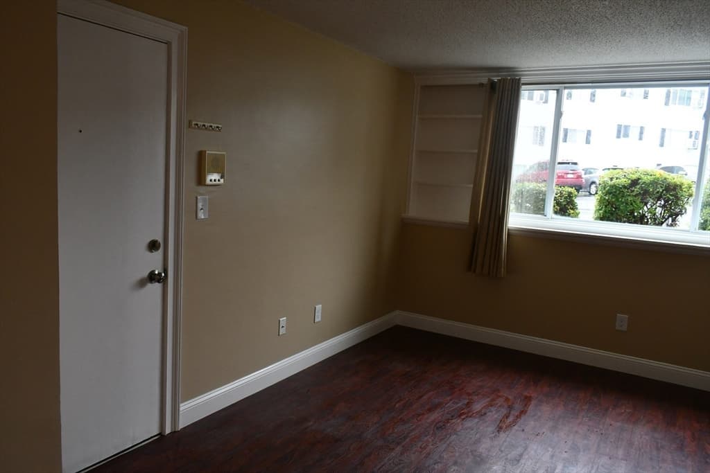 5455 N Main St # 4A, Fall River MA 02720 photo 3