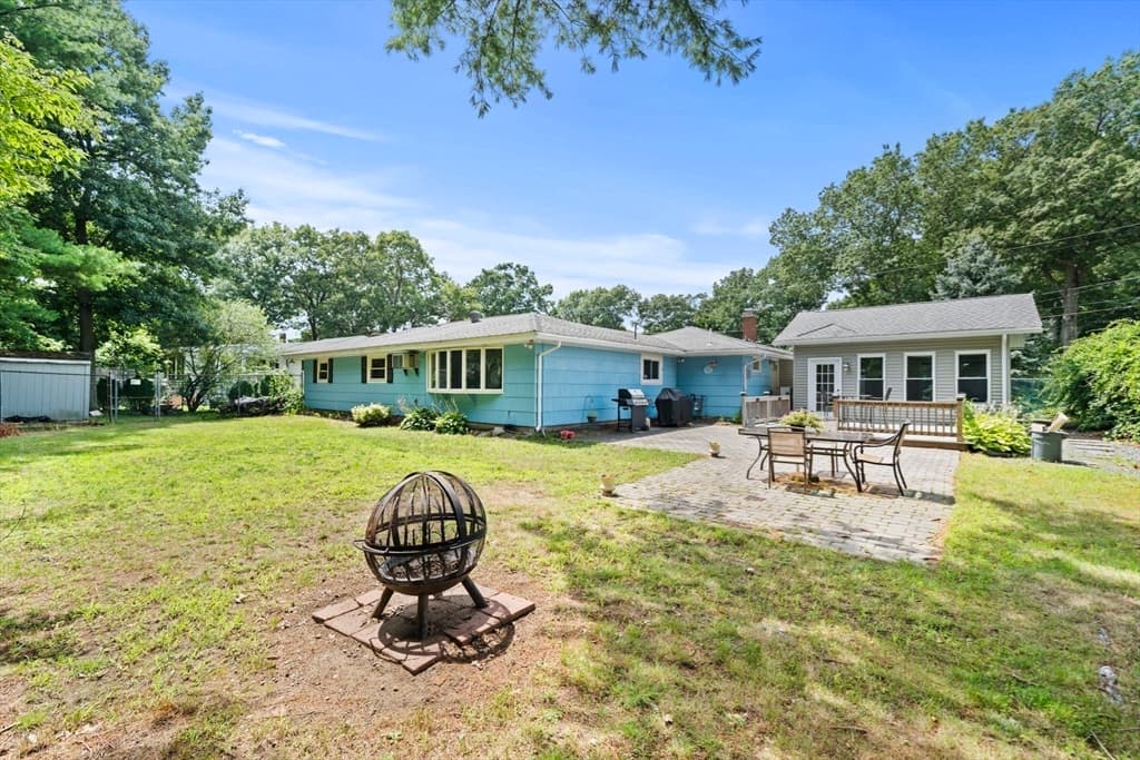 7 Pocahontas Dr, Peabody MA 01960 photo 36