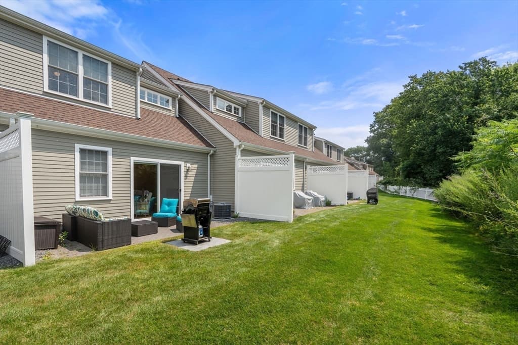 70 Endicott St # 1105, Norwood MA 02062 photo 26