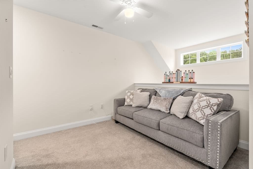70 Endicott St # 1105, Norwood MA 02062 photo 14