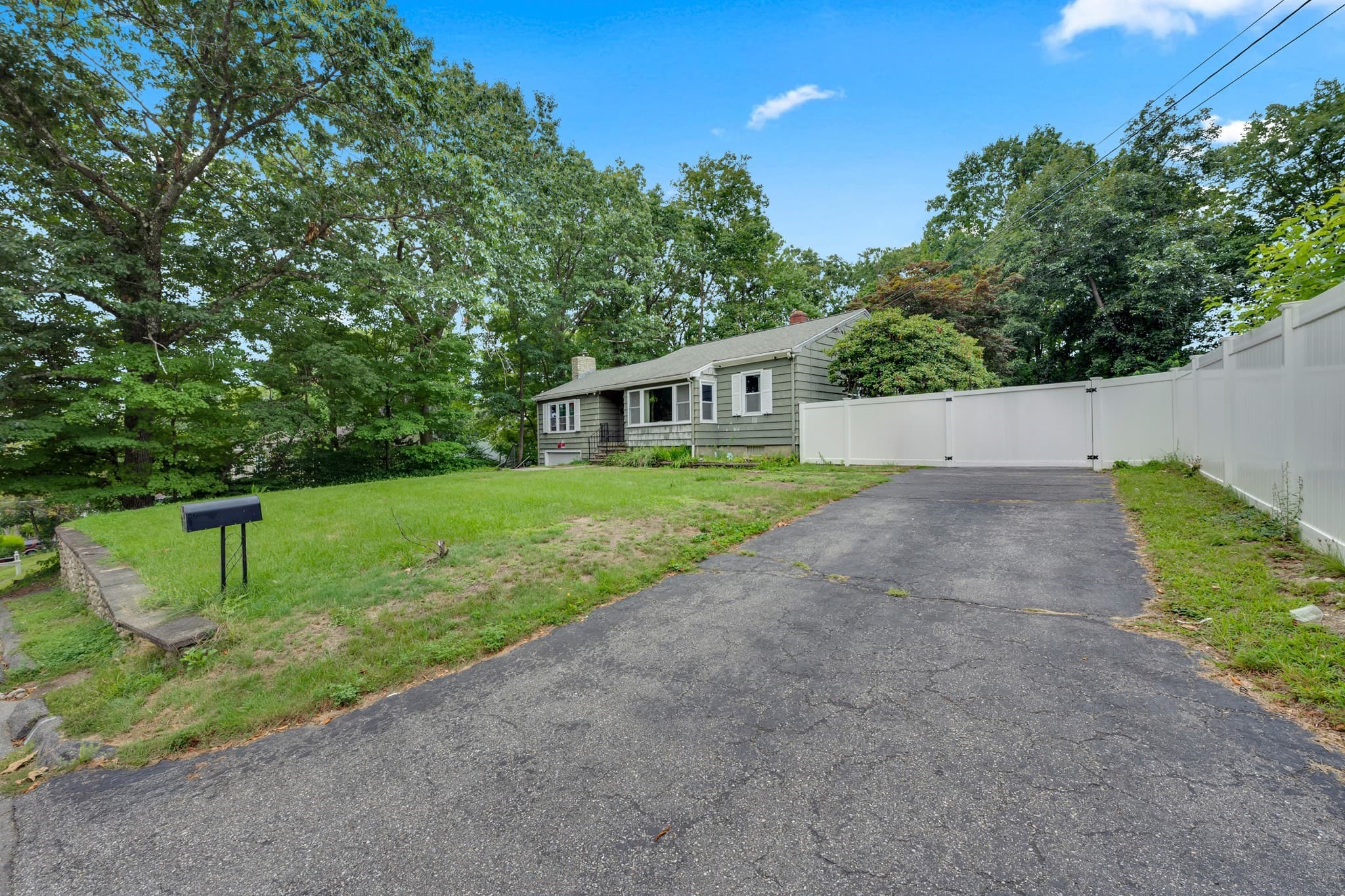 Single Family Residence at 63 Wayside Road, Worcester MA 01605, Worcester, photo 20 of 22