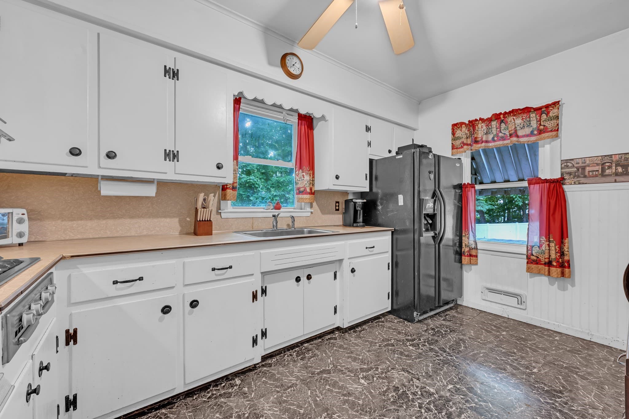 Single Family Residence at 63 Wayside Road, Worcester MA 01605, Worcester, photo 4 of 22