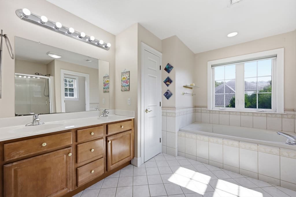 32 Waterford Dr, Westfield MA 01085 photo 20