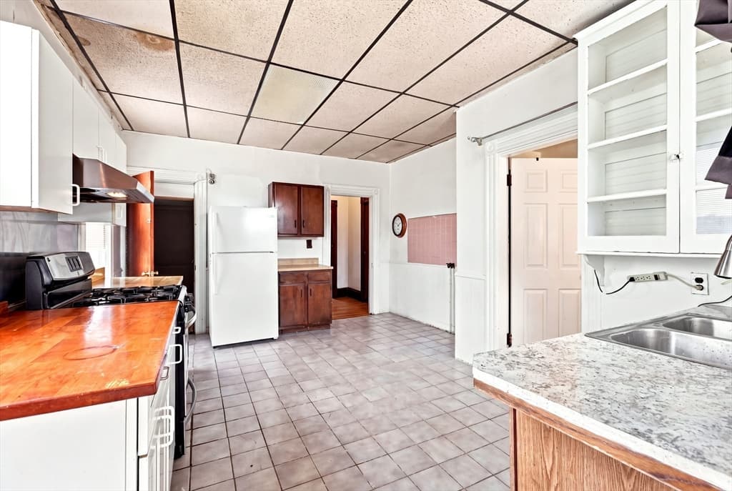 2 Family - 2 Units Up/Down at 56 Lincoln St, Malden MA 02148, Malden, photo 21 of 42