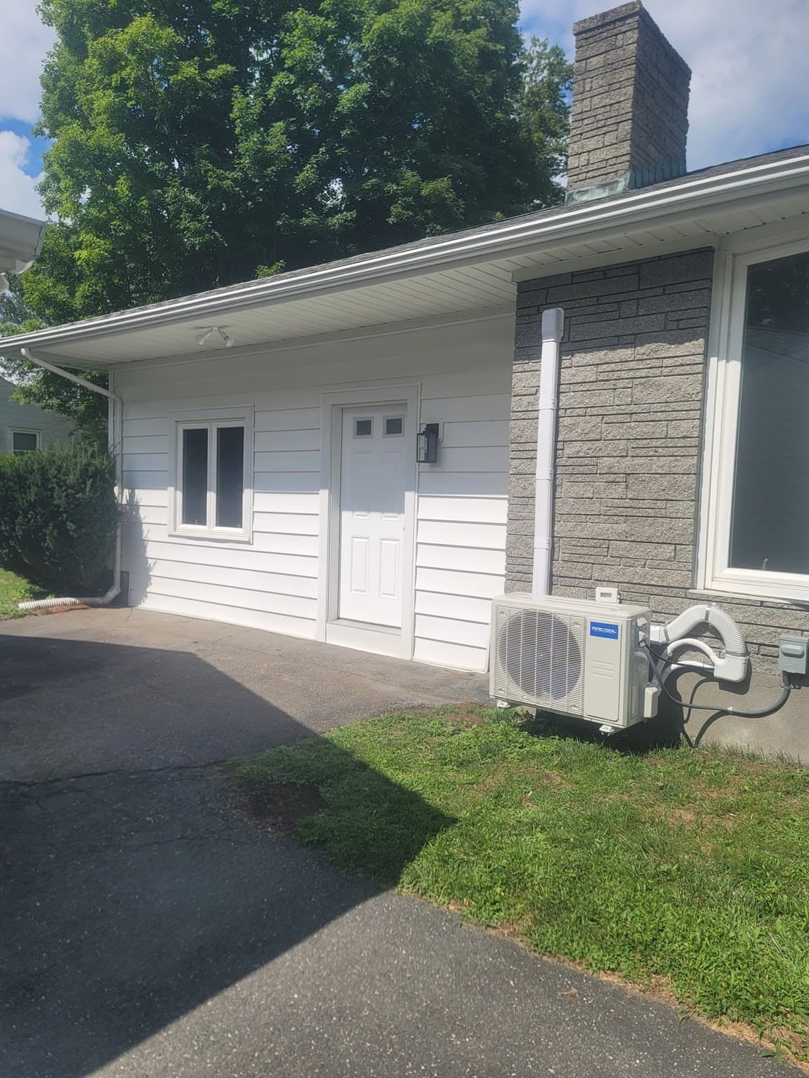 Single Family Residence at 102 Coy Hill Road, Warren MA 01083, Warren, photo 3 of 42