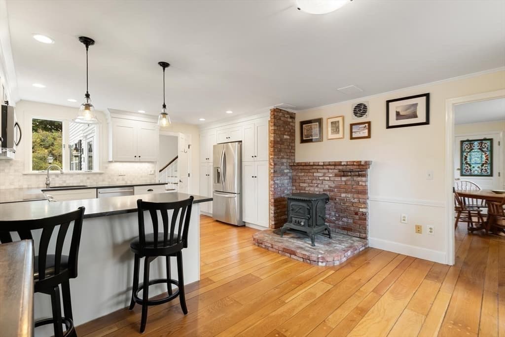 17 Highland Street # 1, Rockport MA 01966 photo 11