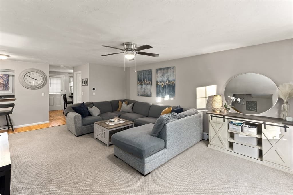 8 Spruce Tree Ln # 28, Norton MA 02766 photo 5