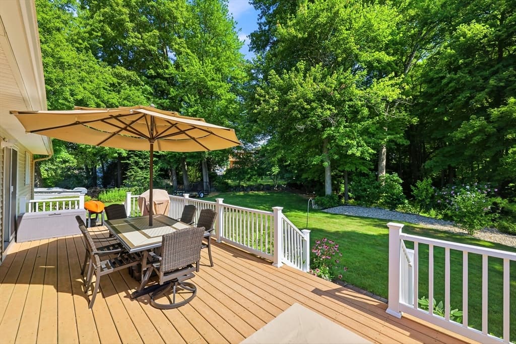 142 Oak Knoll Cir, Ludlow MA 01056 photo 30
