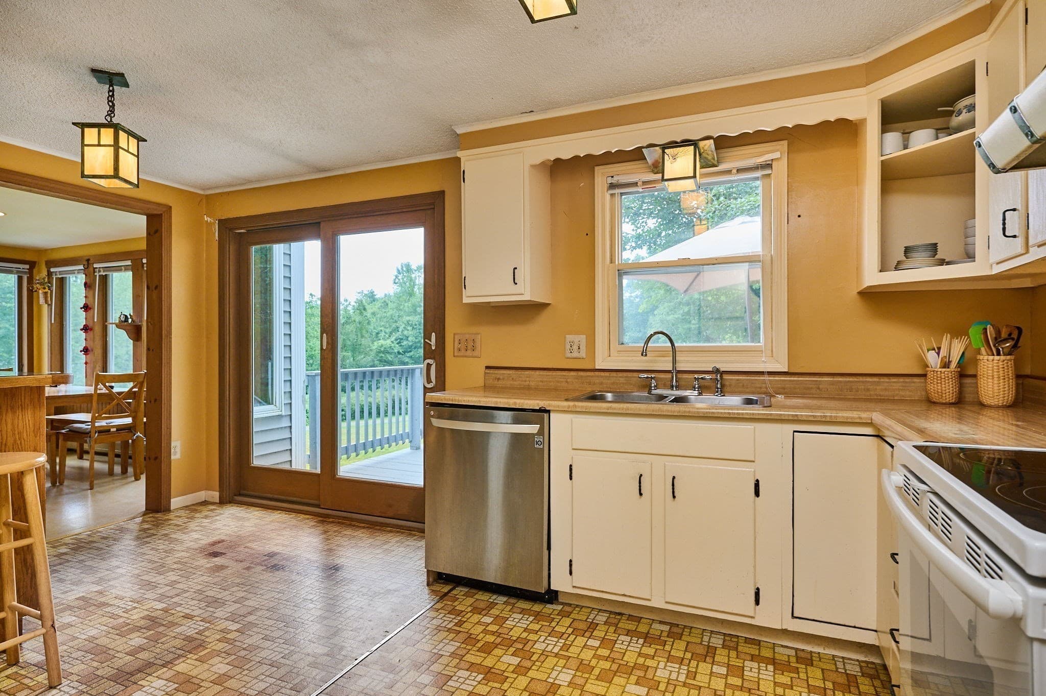 Single Family Residence at 21 Old Bernardston Rd, Northfield MA 01360, Northfield, photo 9 of 42