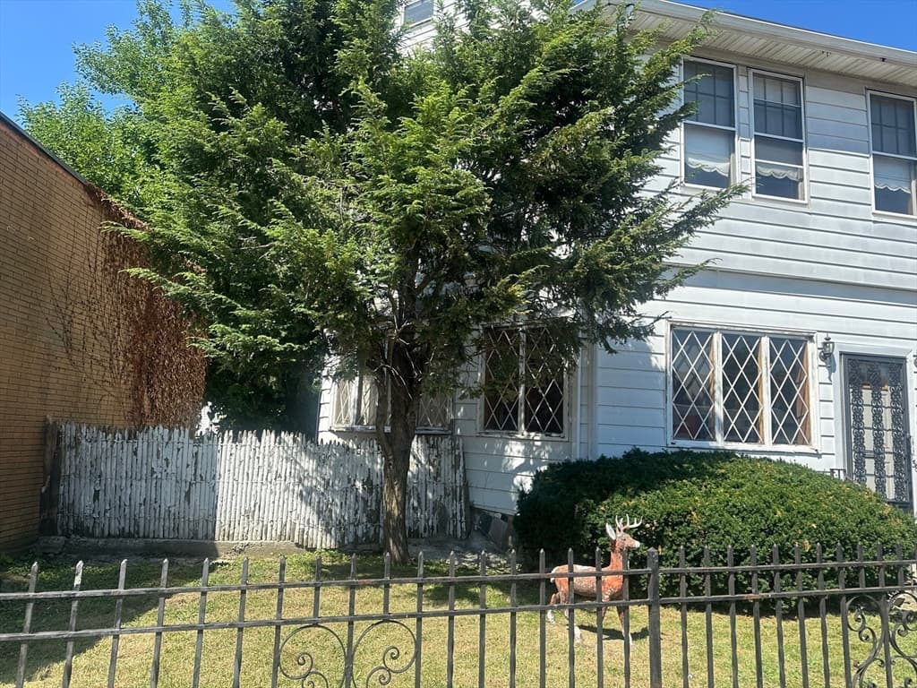 136 Main St, Everett MA 02149 photo 5