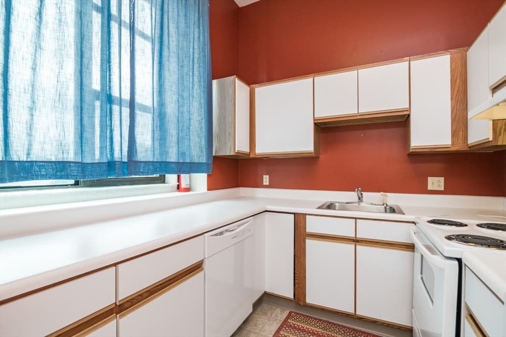 90 Mckinstry Ave # 221, Chicopee MA 01013 photo 8
