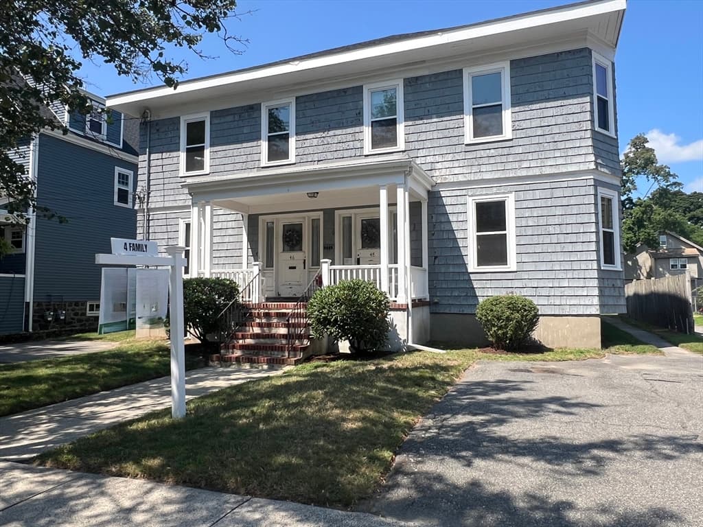 46-48 Cleveland St, Melrose MA 02176