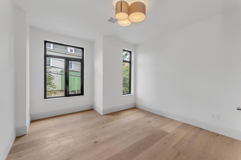 34 Oak Street # 101, Boston MA 02136 photo 13